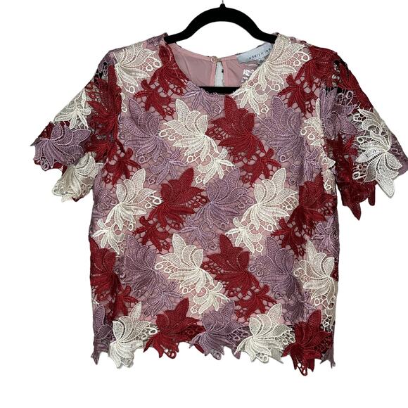 Adelyn Rae Lilly Lace Overlay Blouse Cream Pink Red Women Small NWT Romantic - Picture 1 of 8